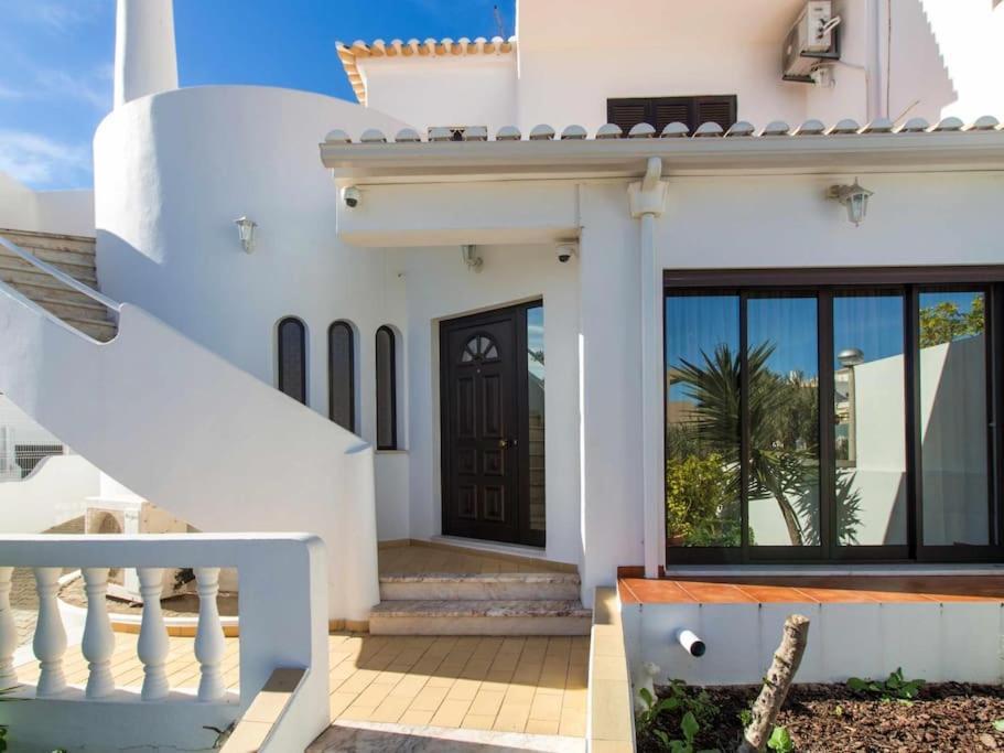 Villa Dogueno- Privat Pool & Privacy & Albufeira Center Exteriér fotografie